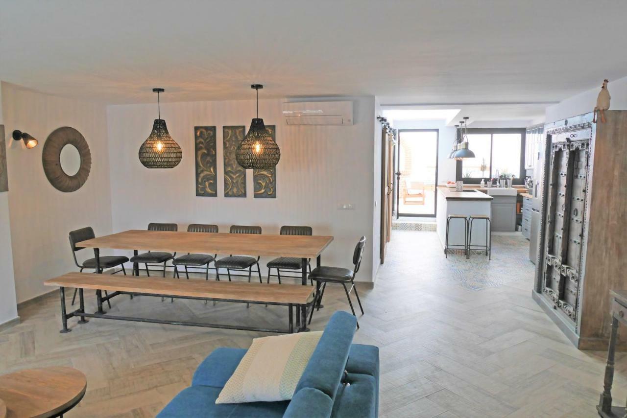 Vakantiehuis Modern House In Calle Carretas